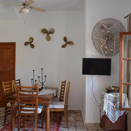 בית נופש P&m House Meyísti