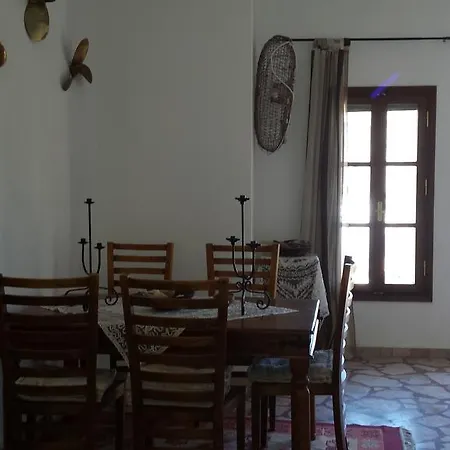 P&m House Megisti